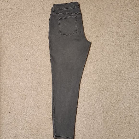 Maurices Jean's XL-R - Picture 5 of 5